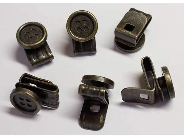 bretelles anciennes boutons